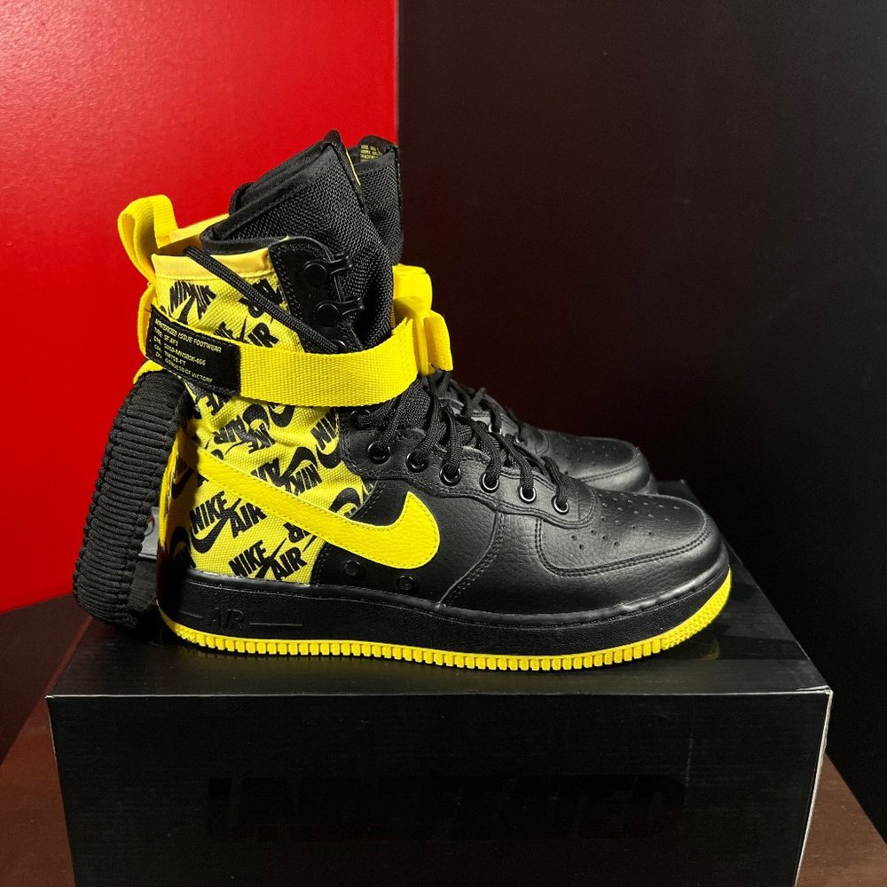 NIKE SF AIR FORCE 1 - DYNAMIC YELLOW - 8.5